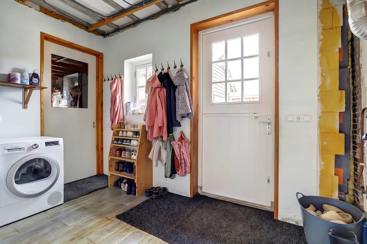 Photo 8 of Westeinde 28