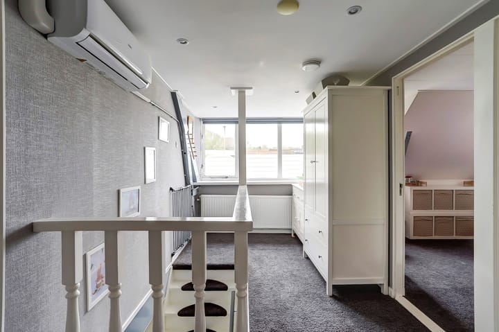 Photo 20 of Westeinde 28