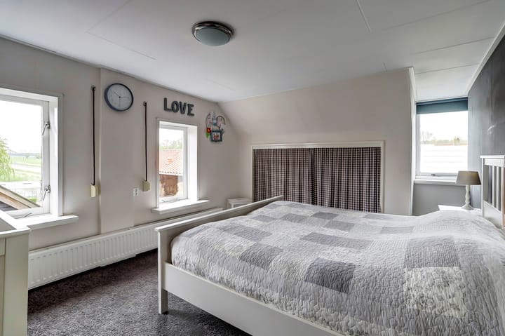 Photo 26 of Westeinde 28