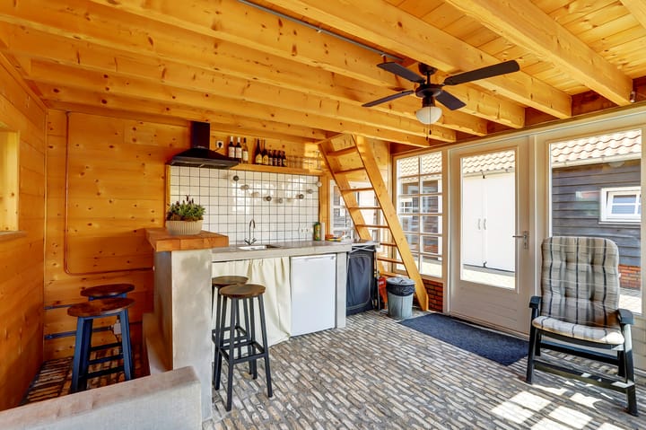 Photo 35 of Westeinde 28