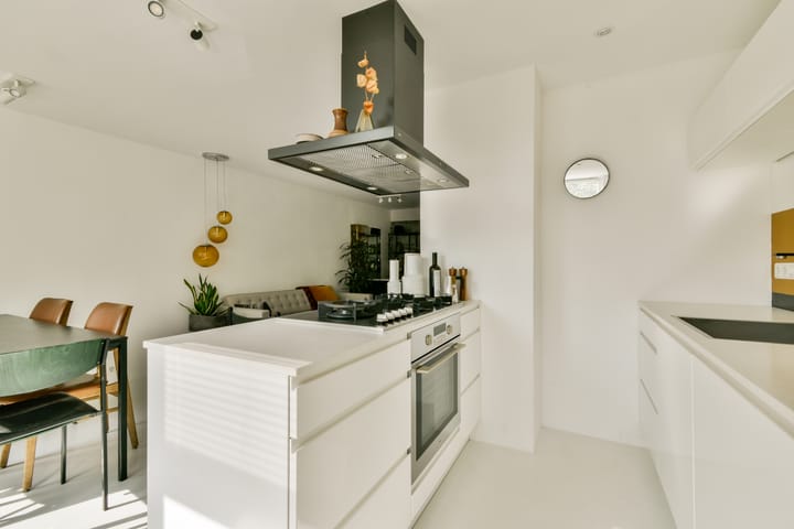 Photo 9 of Spaarndammerstraat 123-1