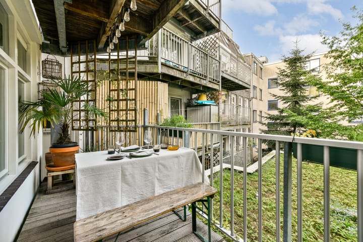 Photo 14 of Spaarndammerstraat 123-1