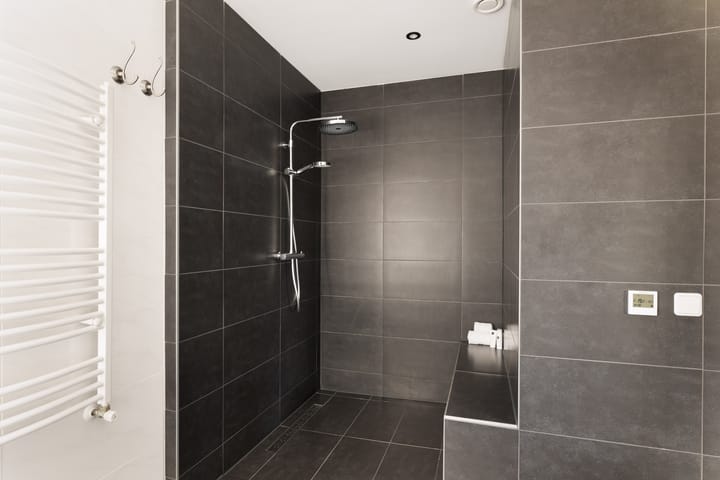 Photo 25 of Eliza van Calcarstraat 13