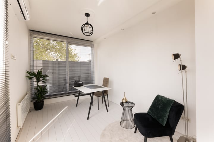 Photo 28 of Eliza van Calcarstraat 13