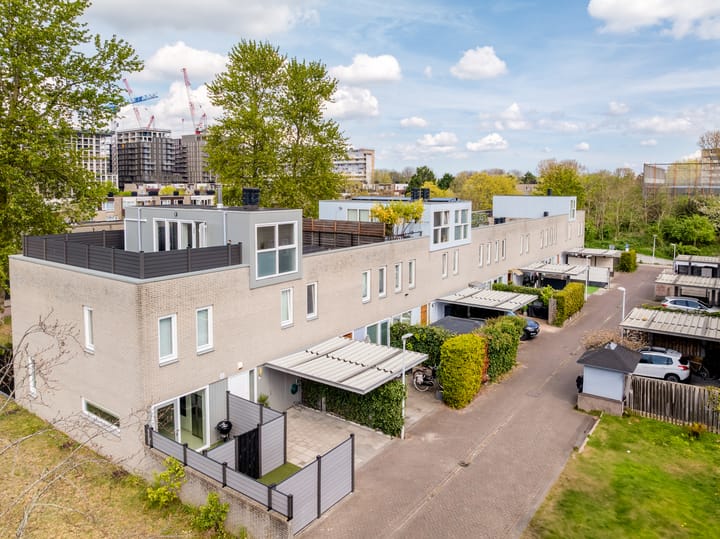 Photo 34 of Eliza van Calcarstraat 13