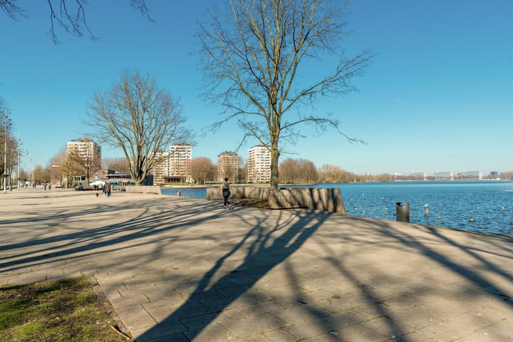 Photo 40 of Eliza van Calcarstraat 13