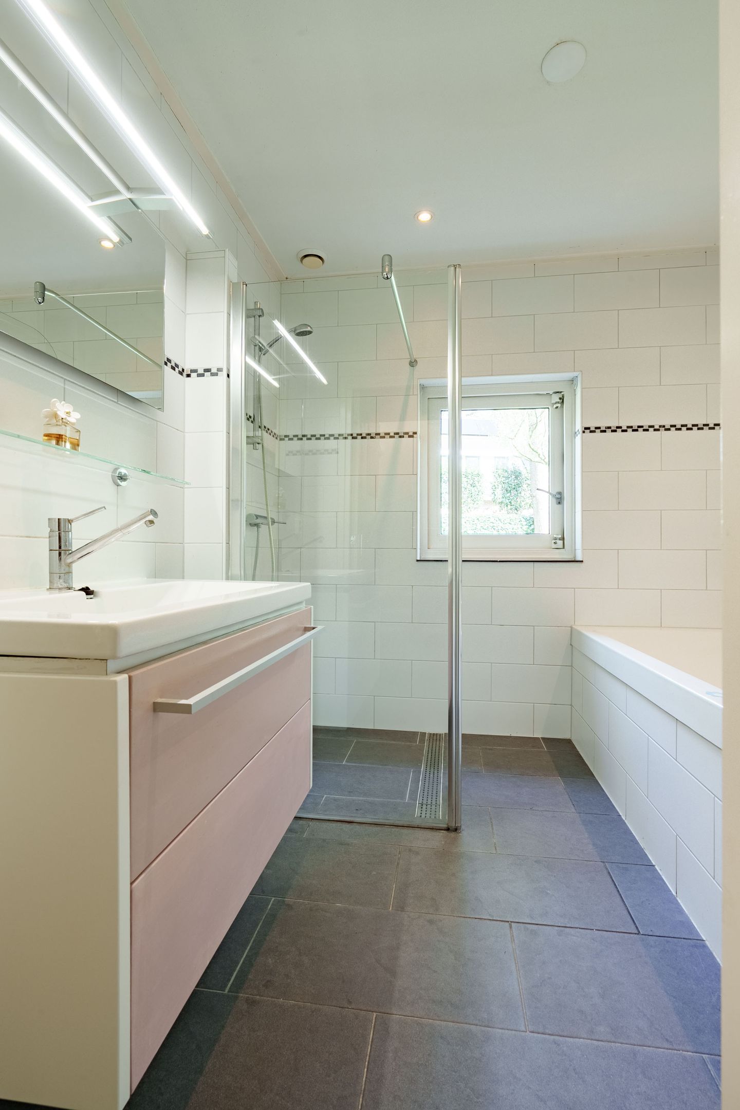 Photo 25 of Papenpad 34-A