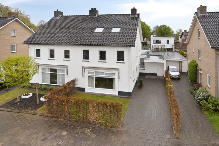 Foto 1 van Burgemeester Vissersstraat 28