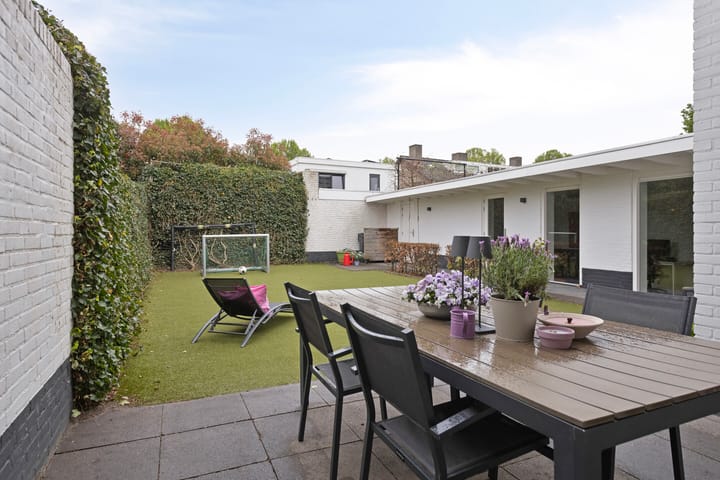 Foto 51 van Burgemeester Vissersstraat 28