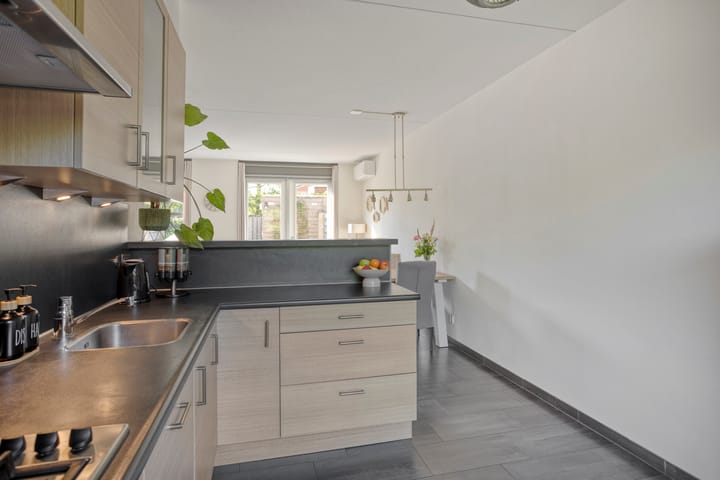 Foto 19 van Elzenseloop 8