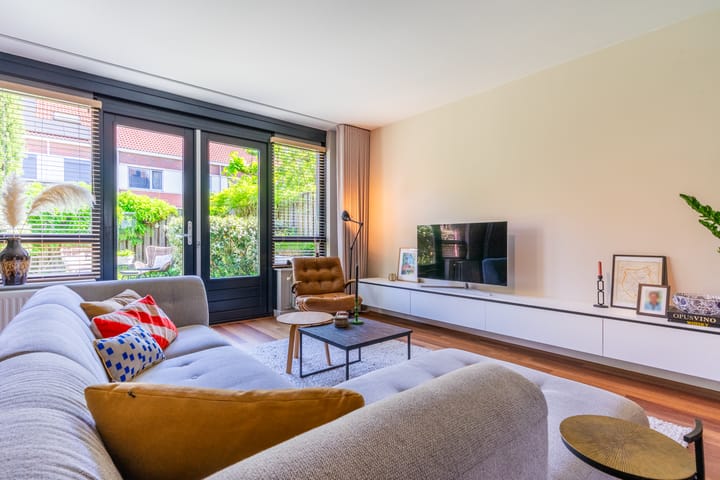 Photo 10 of Buizerd 98