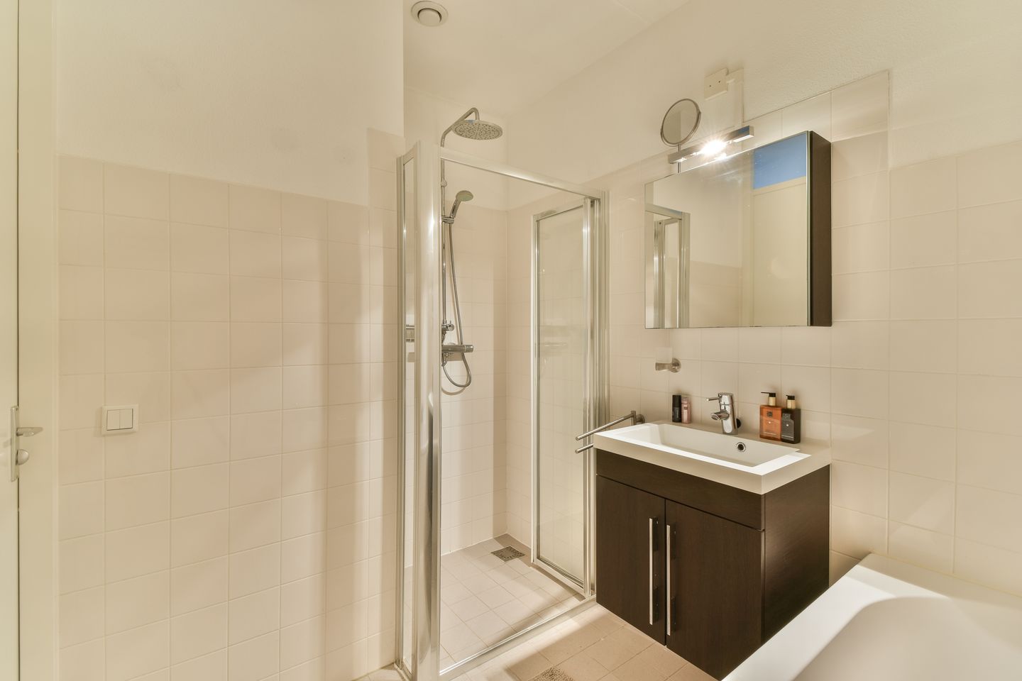 Foto 14 van Erich Salomonstraat 154