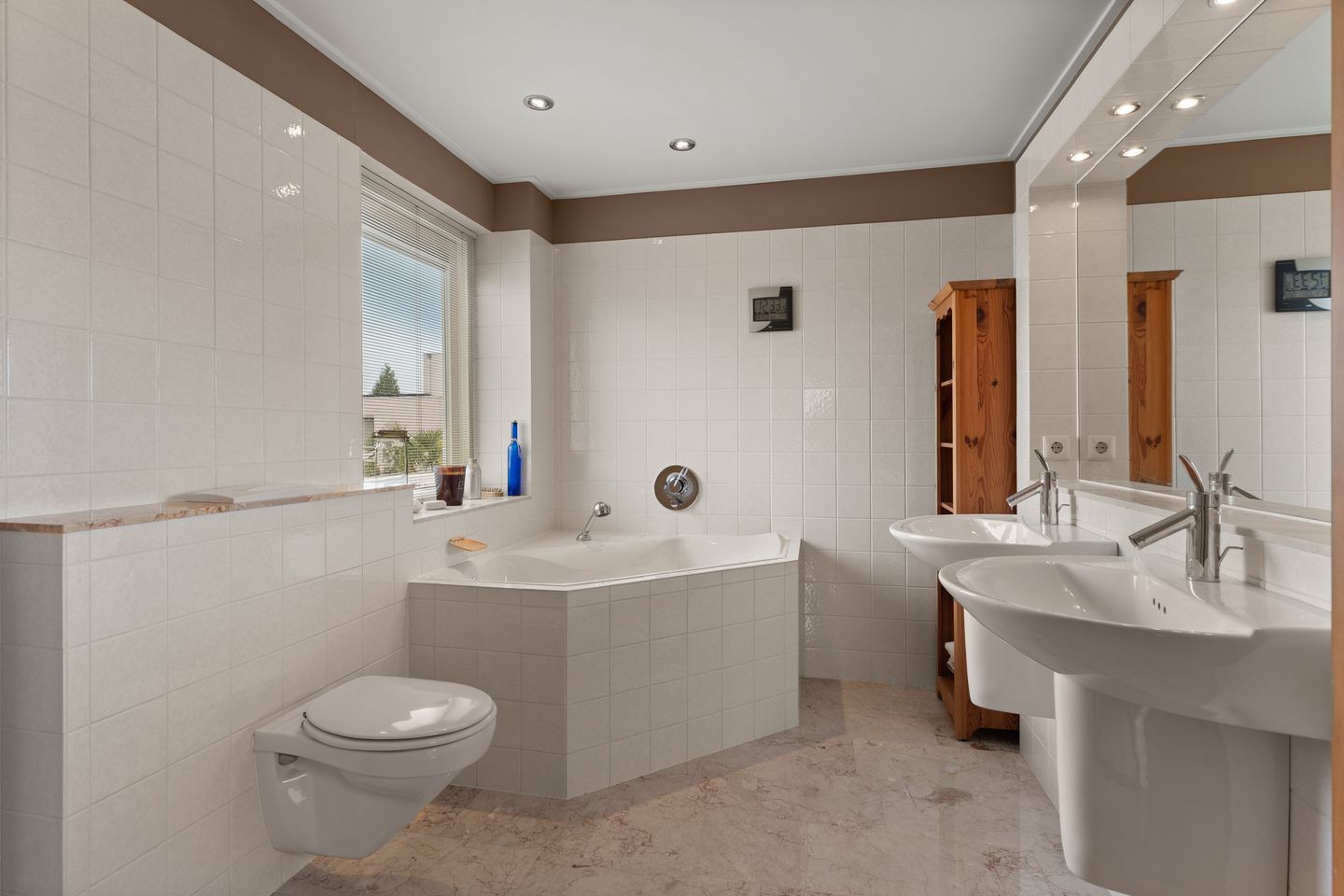 Photo 4 of Rougestraat 16