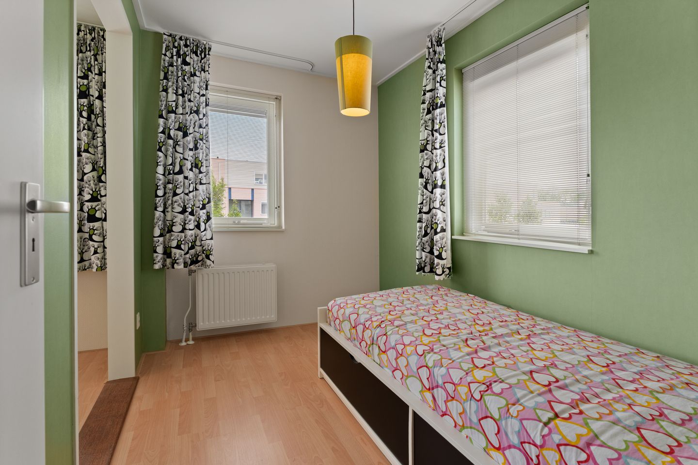 Photo 35 of Rougestraat 16