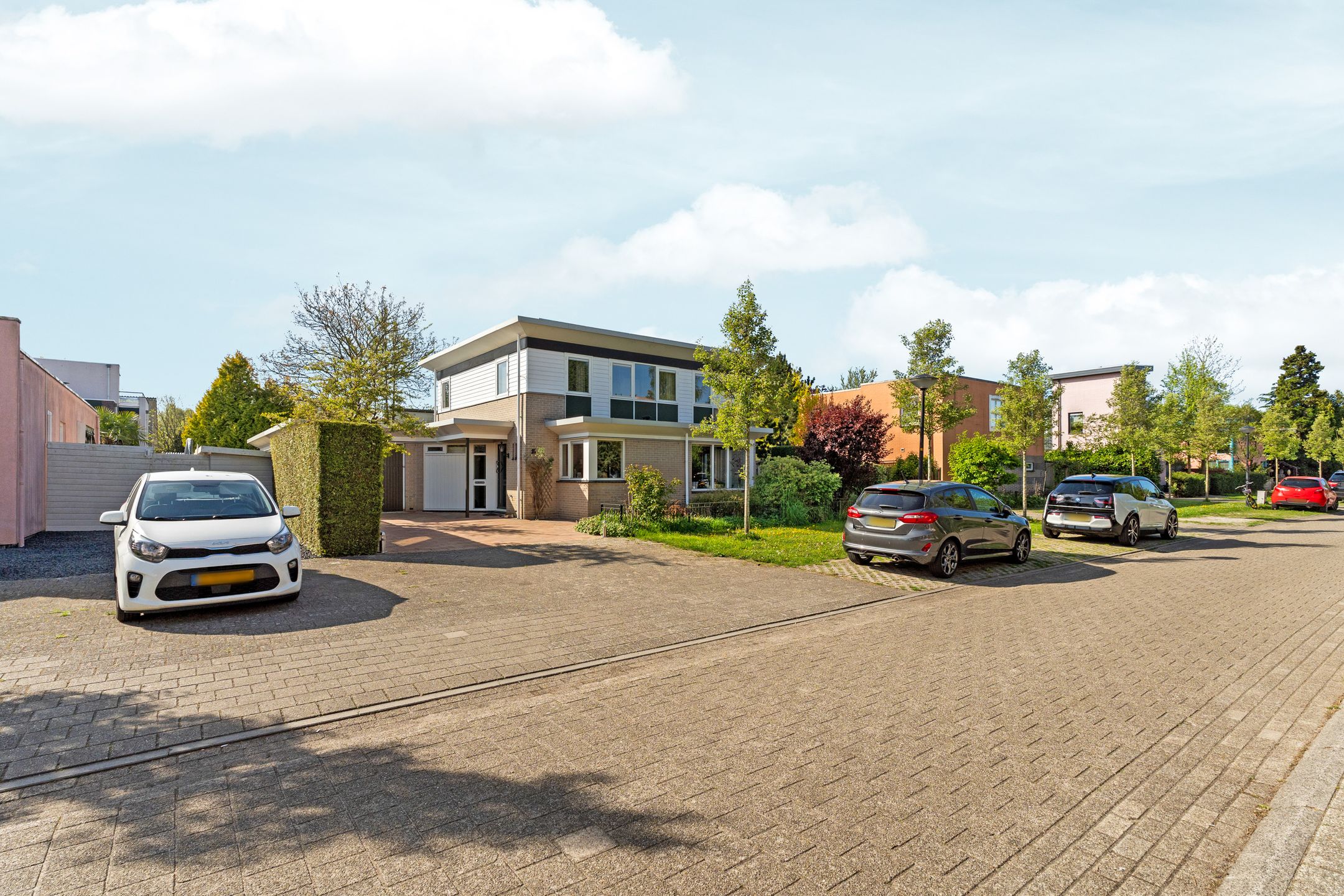 Photo 57 of Rougestraat 16