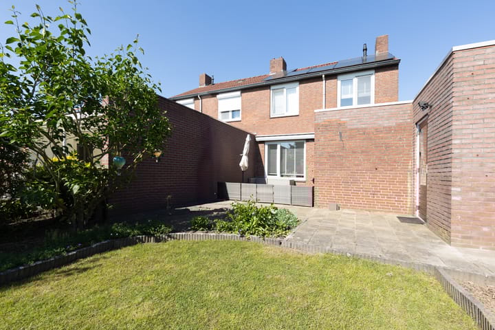 Photo 22 of Welterstraat 26