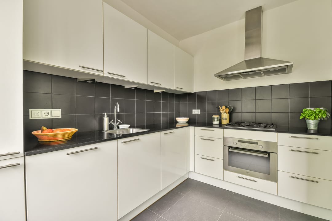 Photo 11 of Van Nijenrodeweg 12