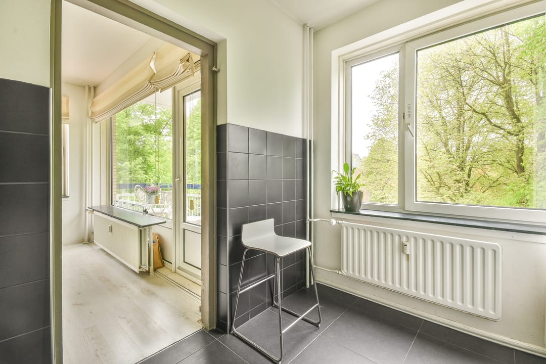 Photo 13 of Van Nijenrodeweg 12