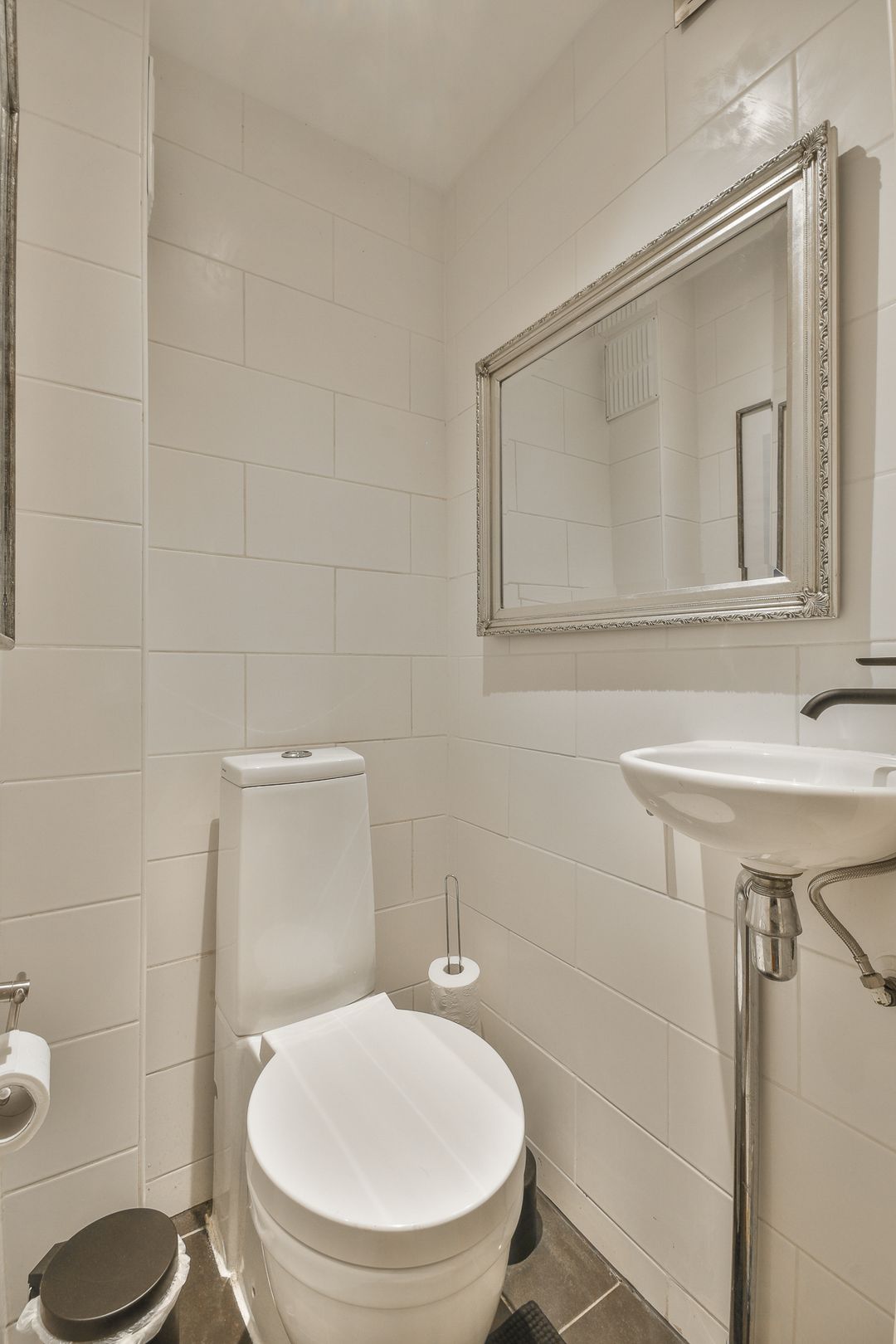 Photo 28 of Van Nijenrodeweg 12