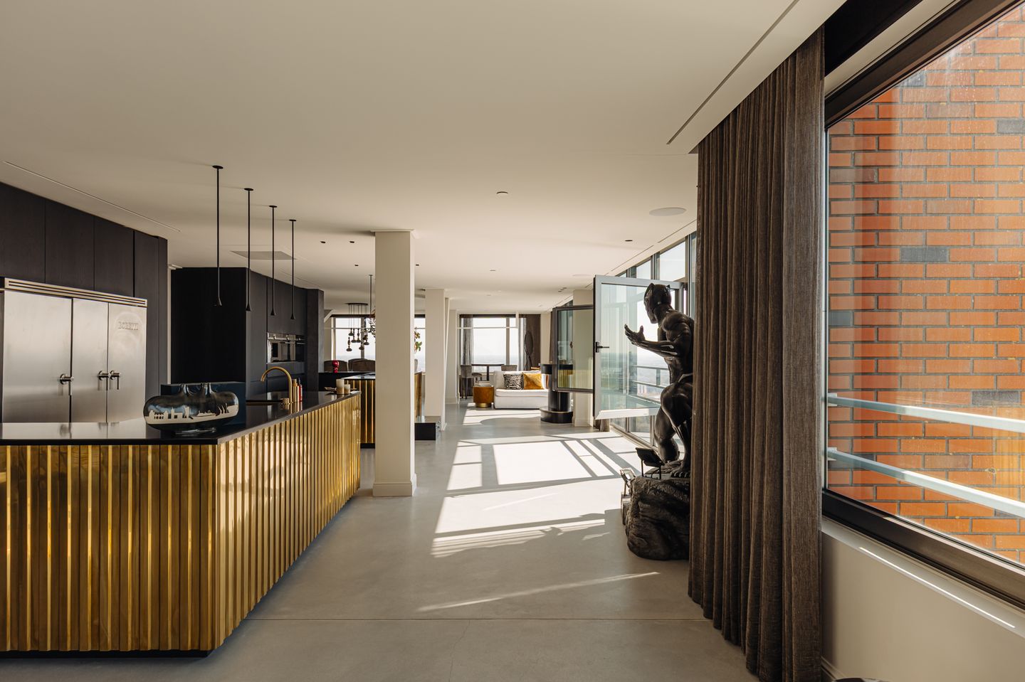 Foto 20 van Landverhuizersplein 149