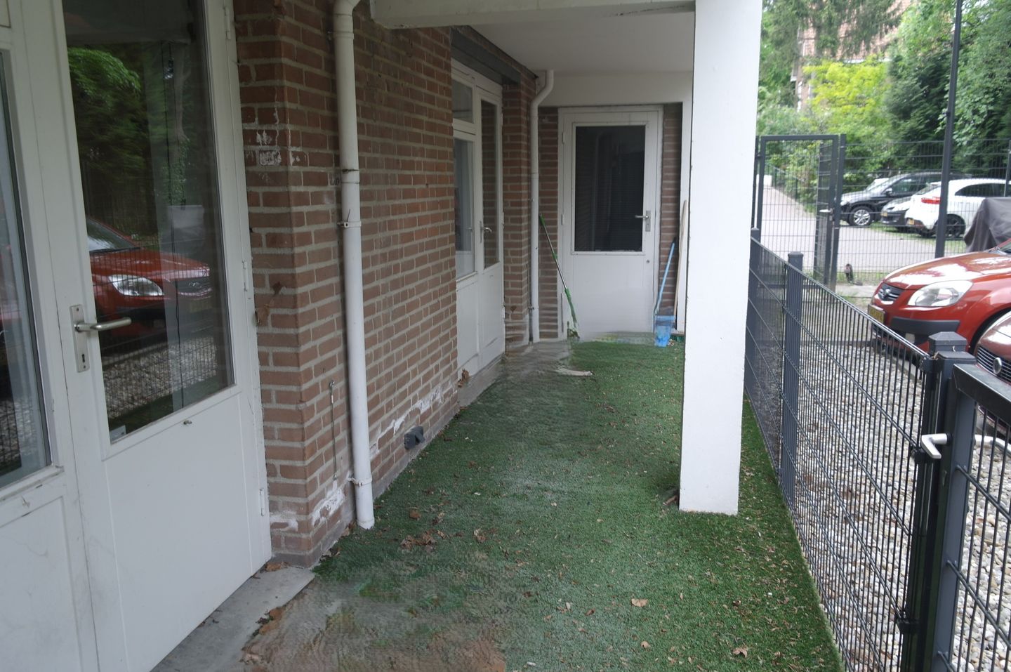 Photo 10 of Pater van den Elsenstraat 10
