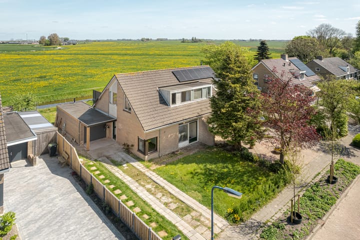 Photo 1 of Ds J van Dijkstraat 10