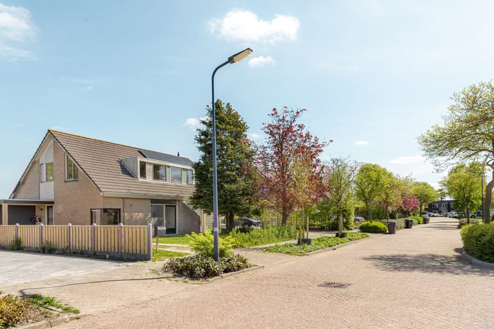 Photo 33 of Ds J van Dijkstraat 10