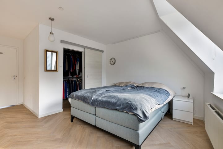 Foto 20 van t' Sas 28