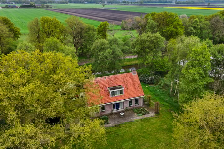 Photo 2 of Kanaalweg 32