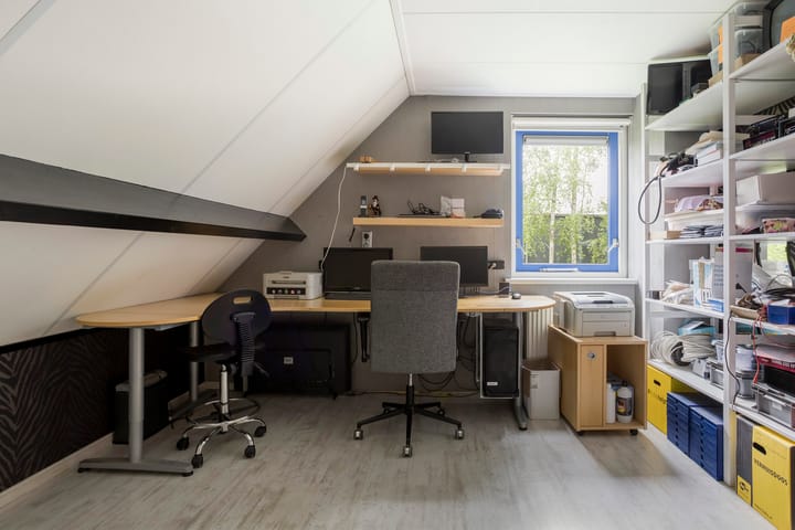 Photo 38 of Kanaalweg 32