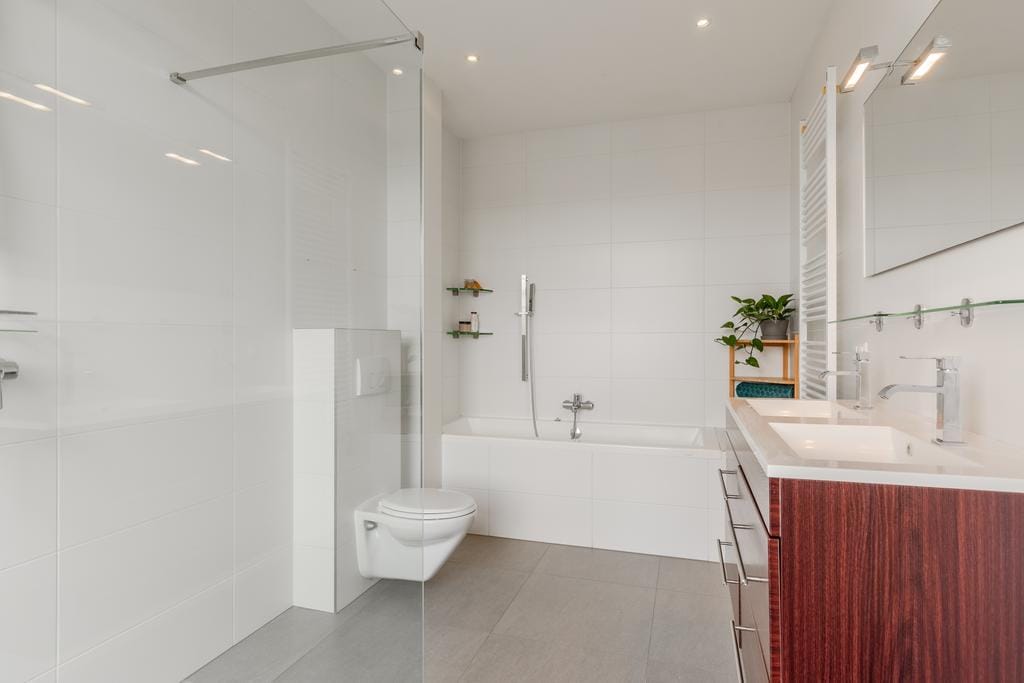 Foto 28 van Admiraal De Ruijterweg 111-3