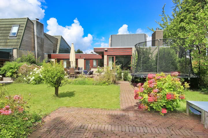 Photo 2 of Prins Constantijnlaan 2