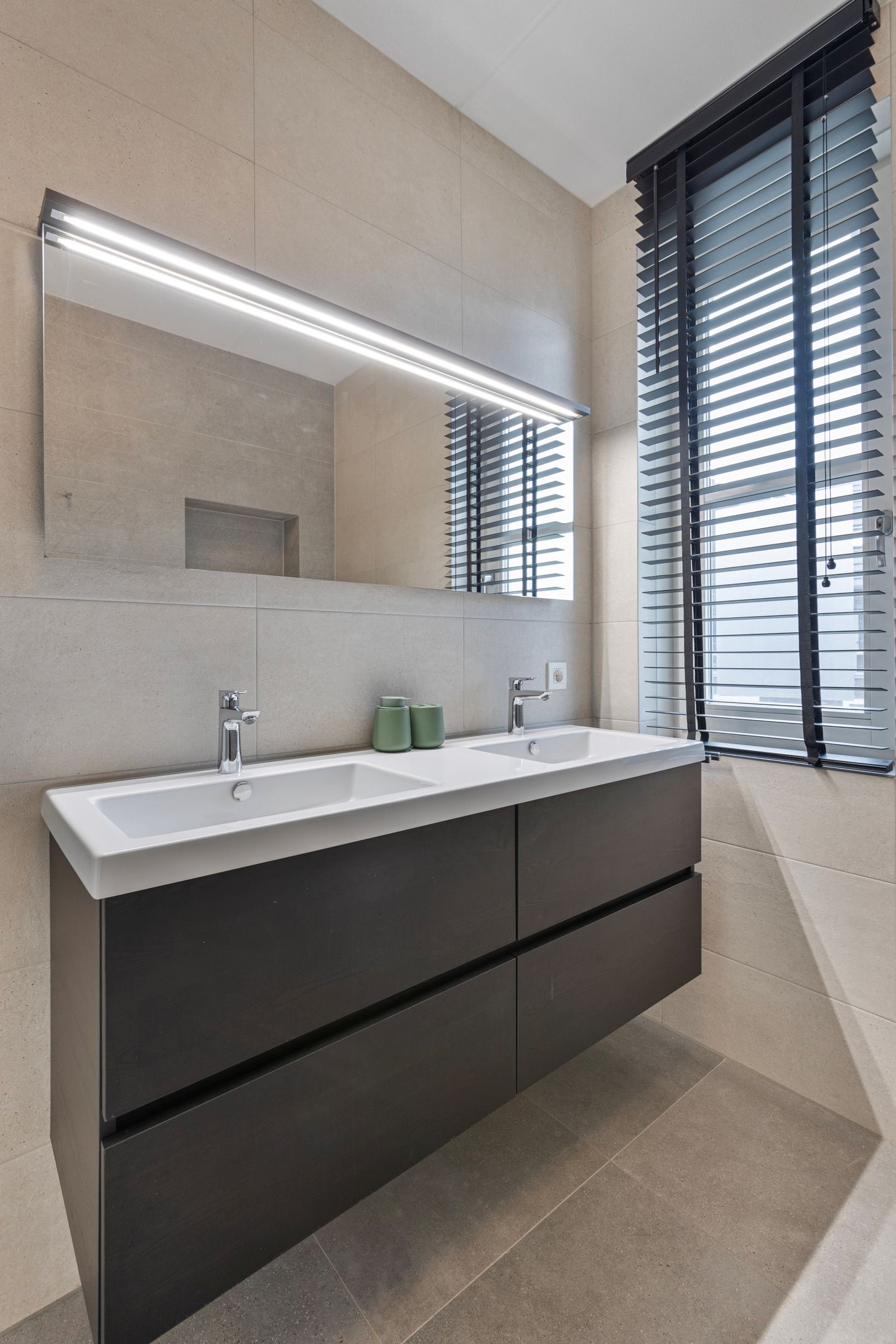 Foto 24 van Westrikse Binnenweg 71