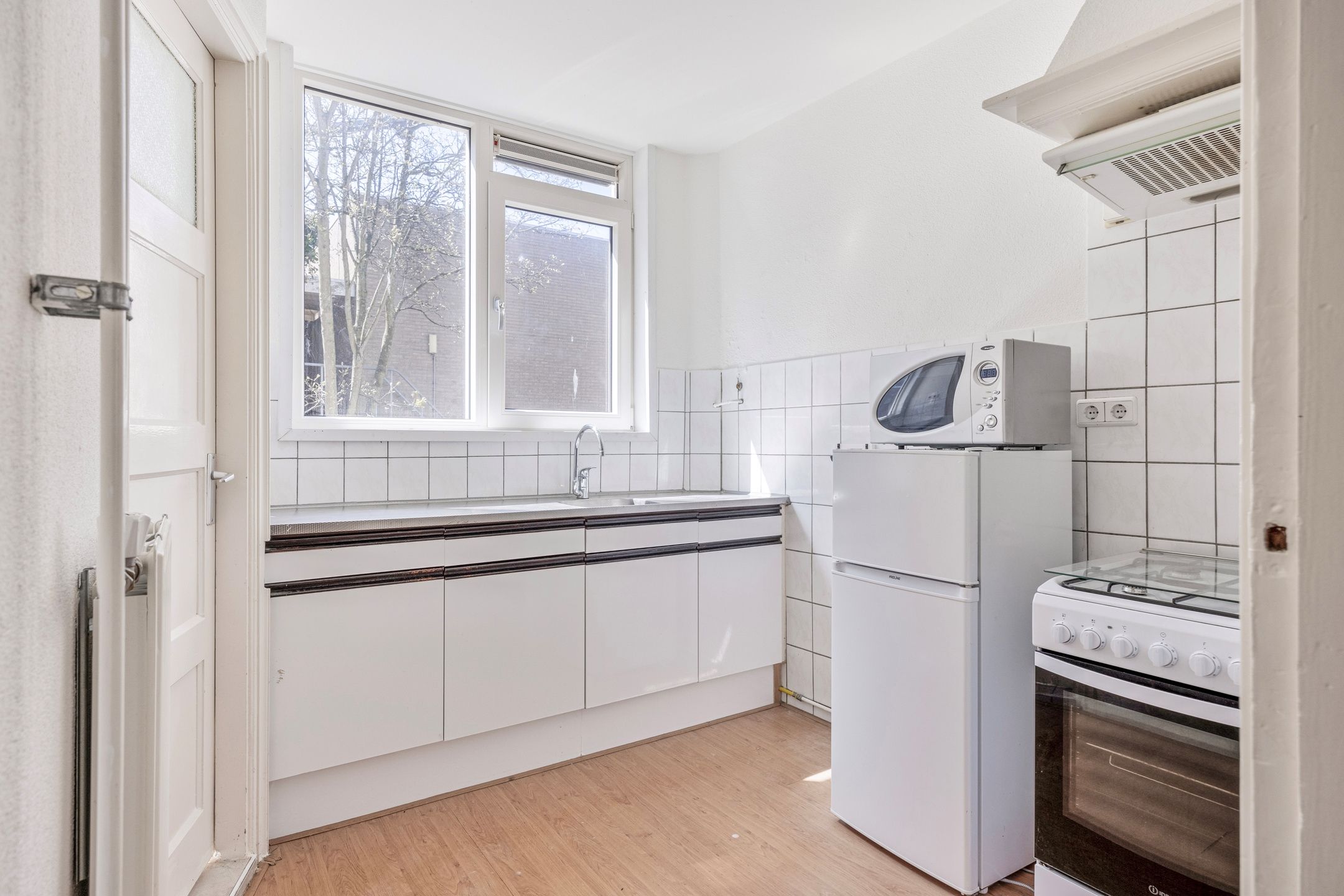 Photo 3 of Spuistraat 16-R