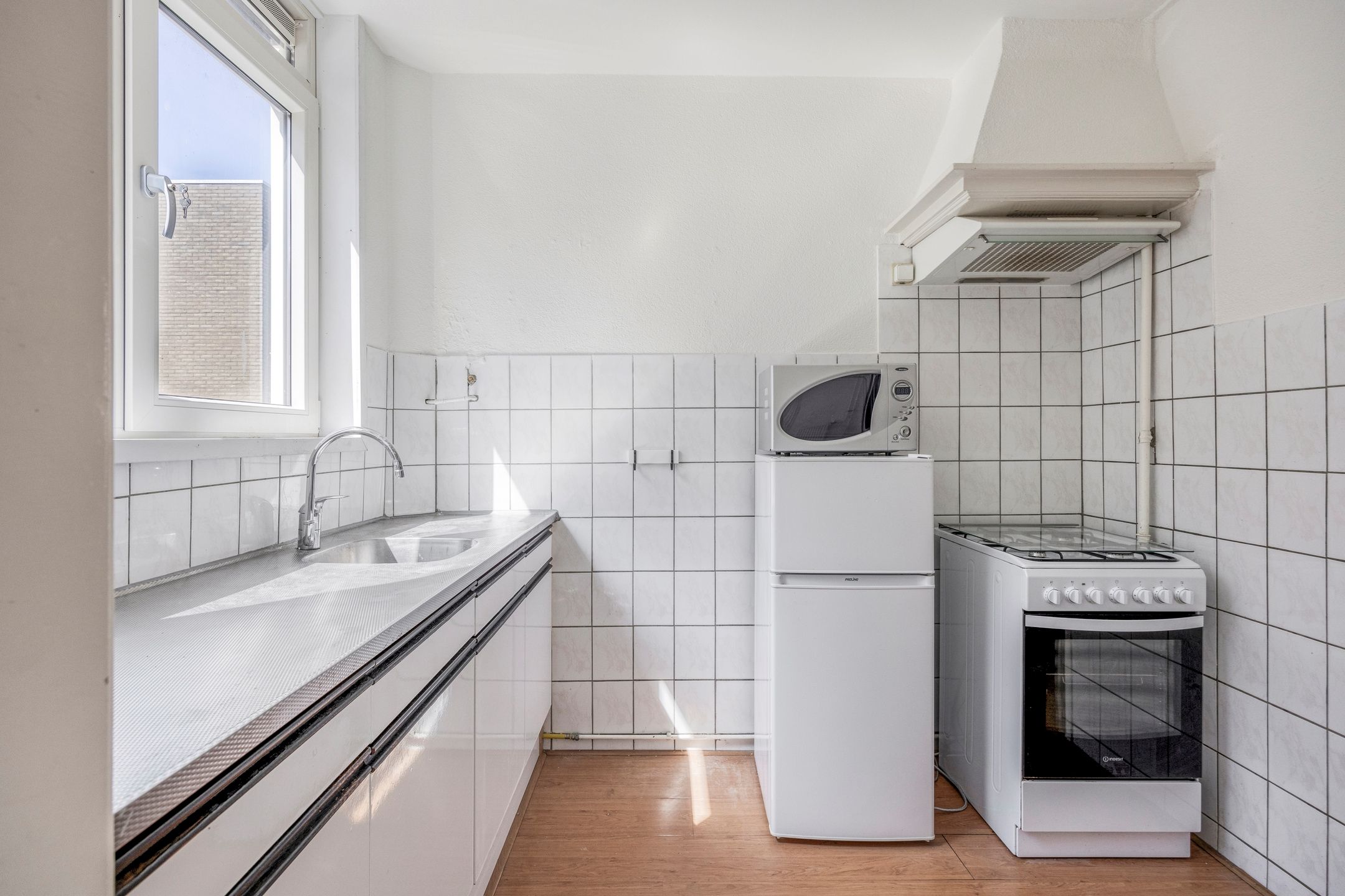 Photo 9 of Spuistraat 16-R