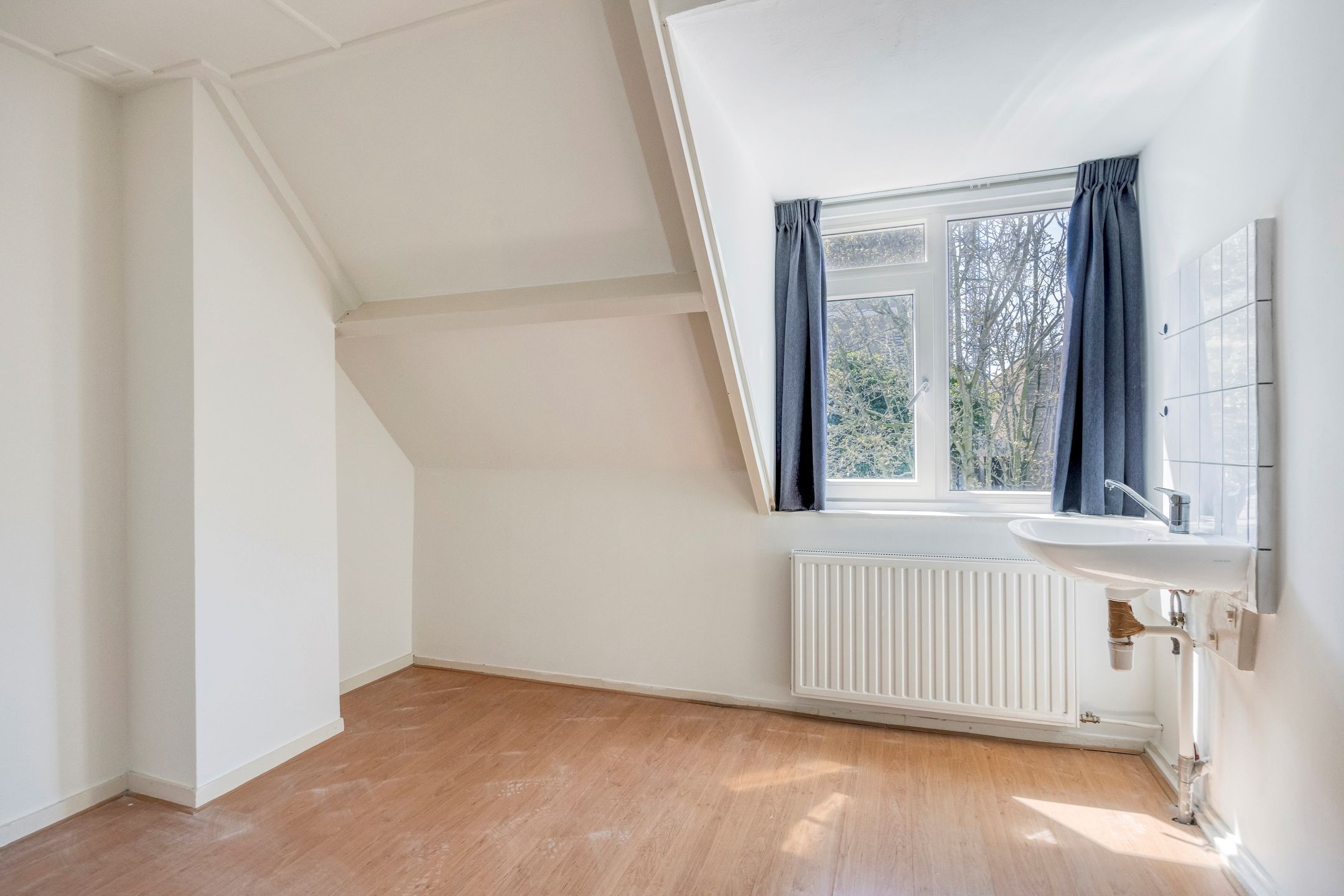 Photo 15 of Spuistraat 16-R