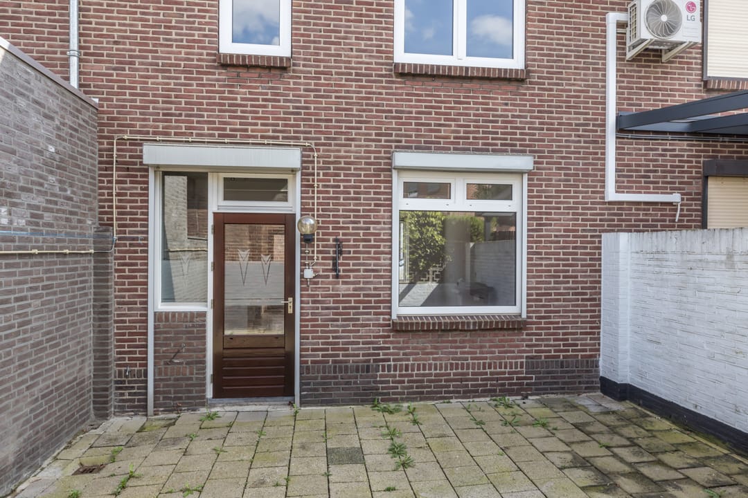 Photo 26 of Heiveldstraat 72