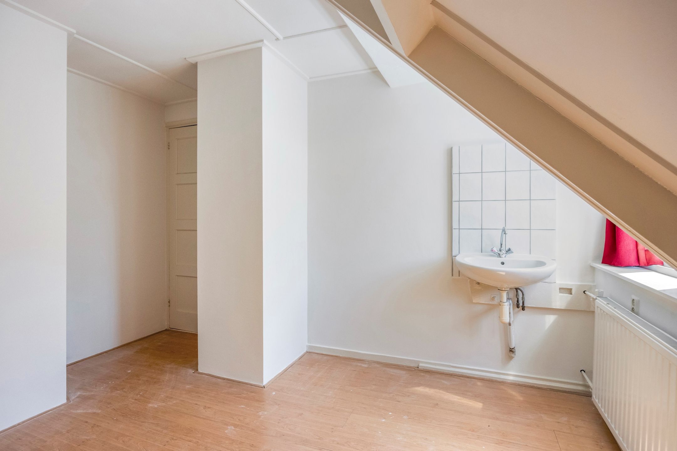 Photo 18 of Spuistraat 16-R