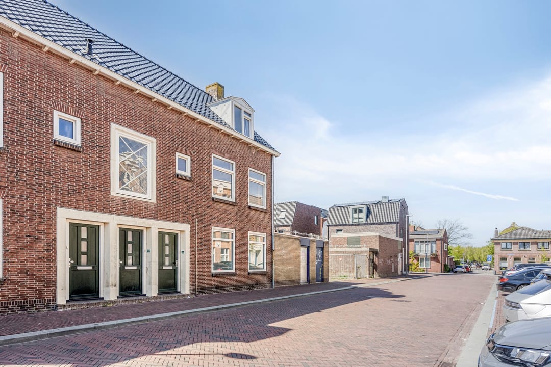 Photo 22 of Spuistraat 16-R