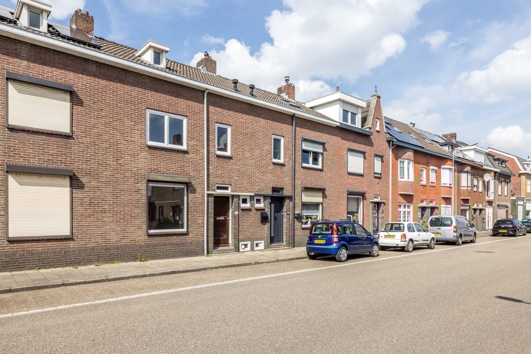 Photo 32 of Heiveldstraat 72
