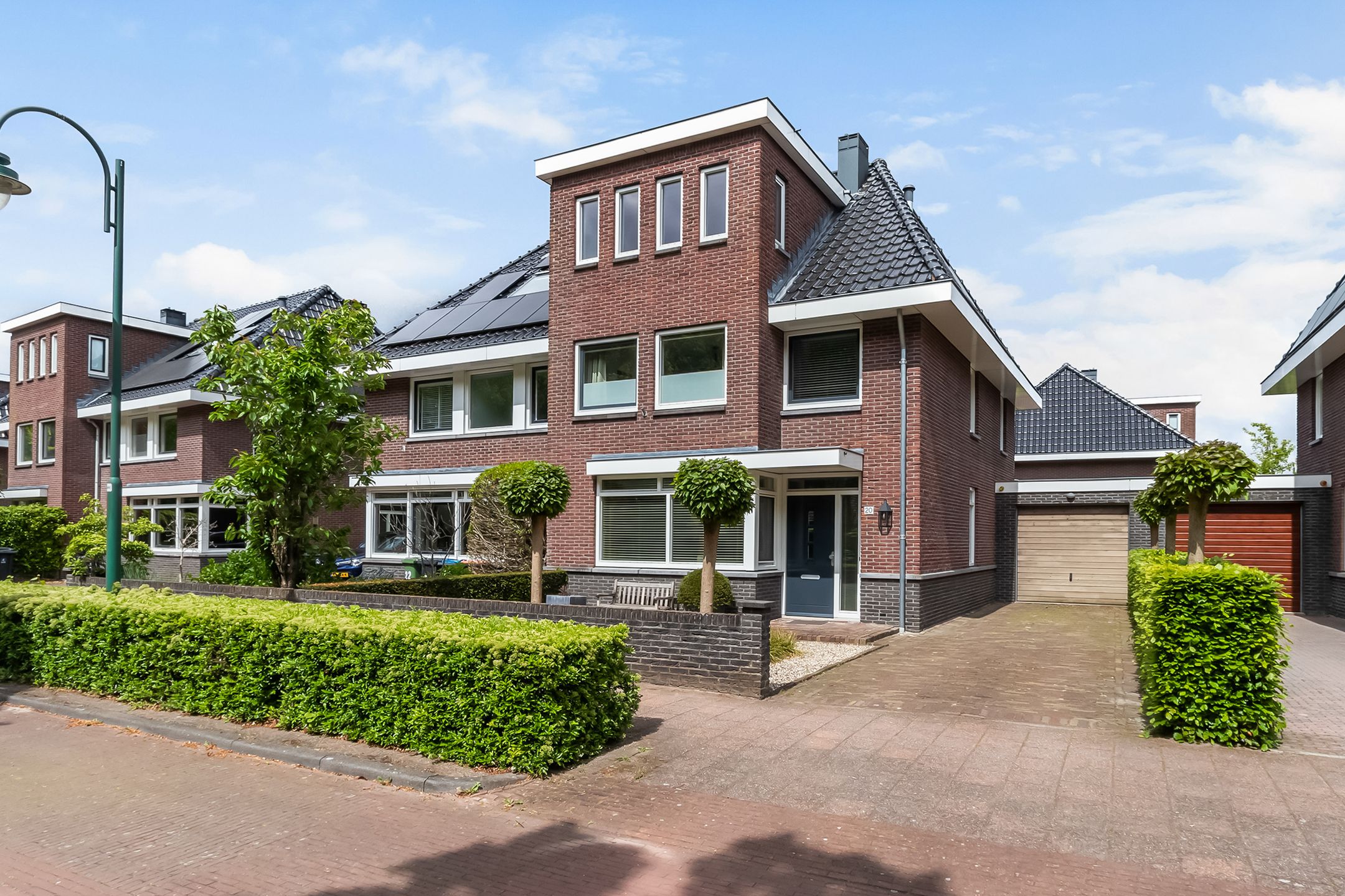 Photo 3 of Zonnebaarsweg 20