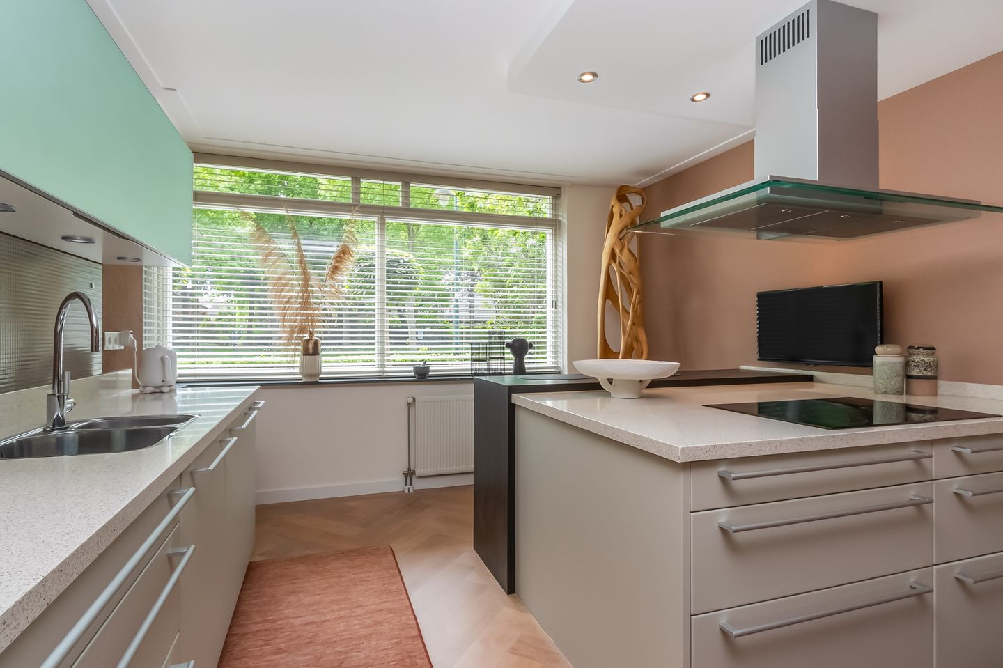 Photo 10 of Zonnebaarsweg 20