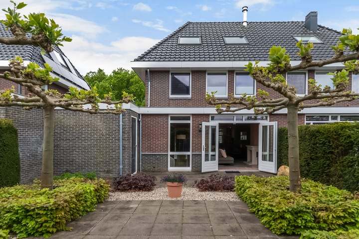 Foto 15 van Zonnebaarsweg 20