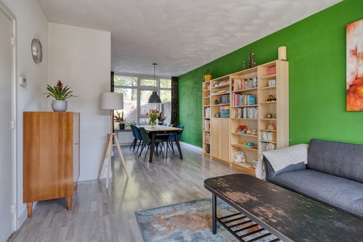 Foto 5 van Van Anrooijstraat 52