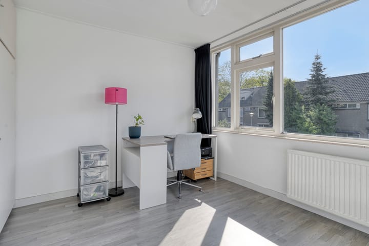 Foto 19 van Van Anrooijstraat 52