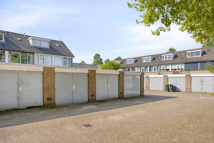 Foto 21 van Van Anrooijstraat 52