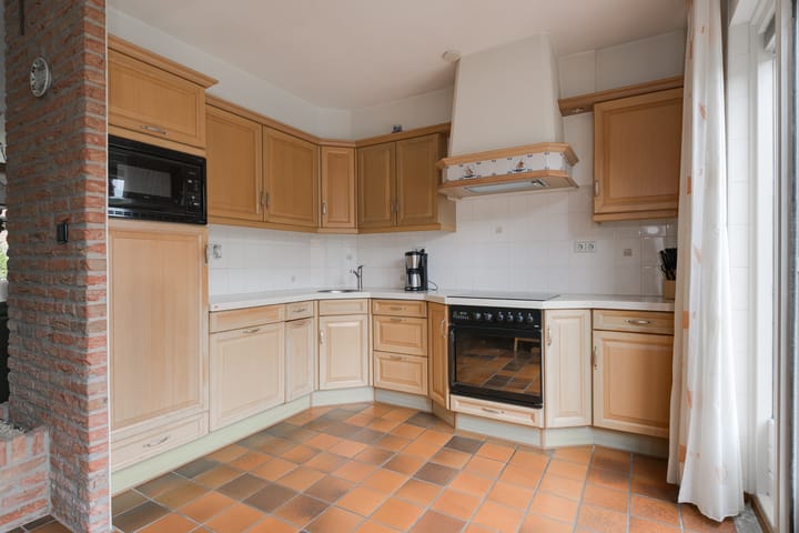 Foto 13 van Rogier van der Weydenstr 8