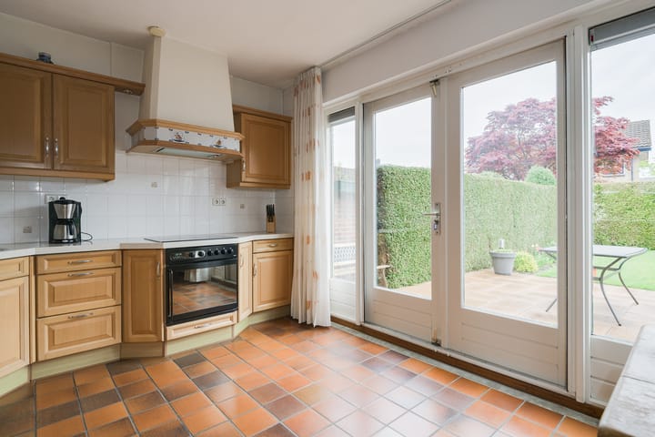 Foto 14 van Rogier van der Weydenstr 8