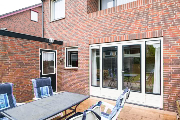 Foto 36 van Rogier van der Weydenstr 8