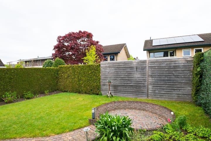 Foto 43 van Rogier van der Weydenstr 8